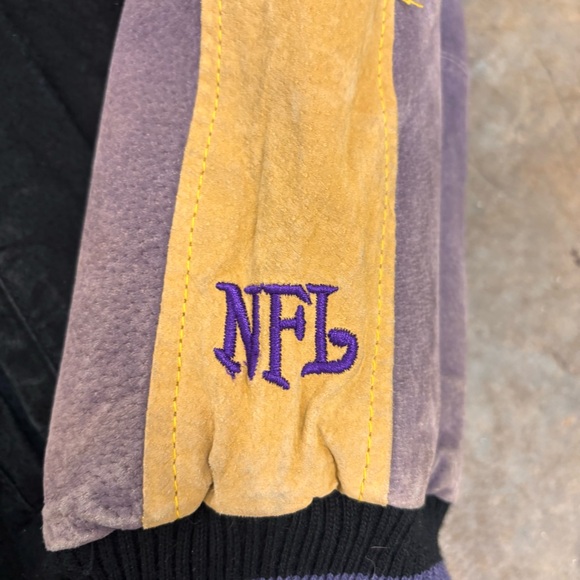 Vintage Minnesota Vikings NFL Suede Leather Varsity Jacket Purple Black Gold L - Picture 5 of 14